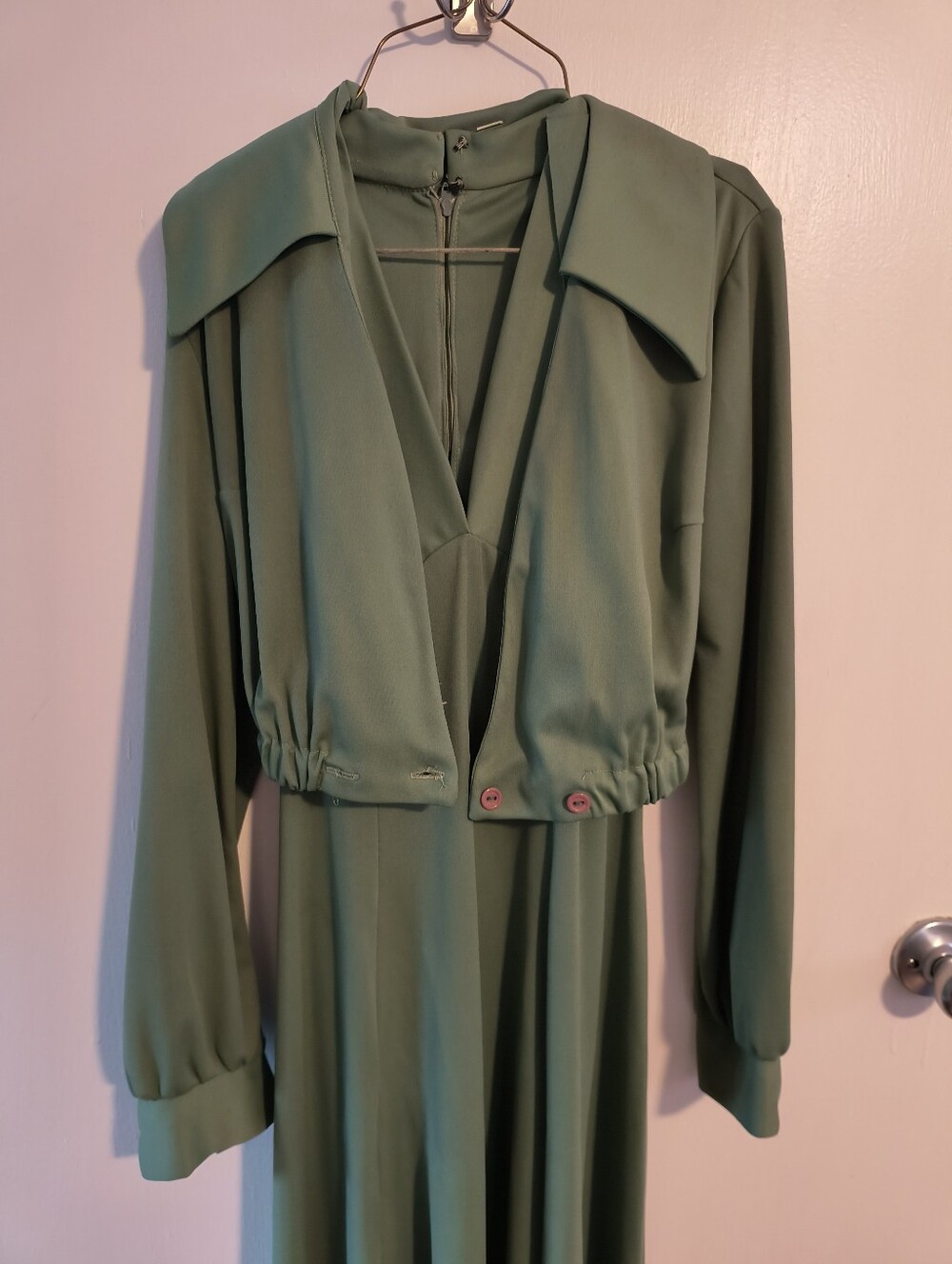 Vintage 1970s Sage Green V-Neck Sleeveless Maxi Dress With Bolero Jacket